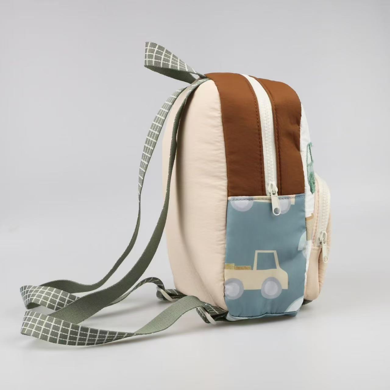 車の刺繍バッグ、子供用バックパック、パーソナライズされた名前 - Baby Nursery Backpack のレビューと価格